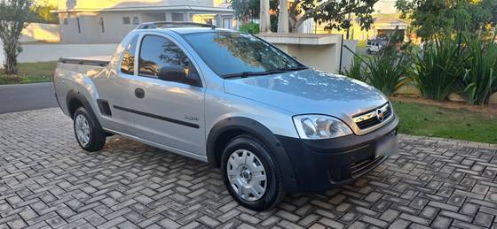 CHEVROLET MONTANA 1.4 MPFI CONQUEST CS 8V FLEX 2P MANUAL CHEVROLET MONTANA 1.4 MPFI CONQUEST CS 8V FLEX 2P MANUAL